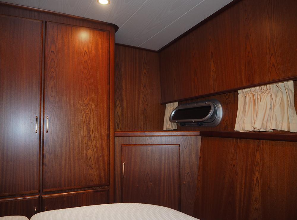 Aft cabin, Accommodation